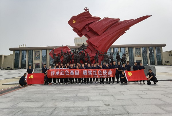 亚搏yabo(中国)装饰公司组织赴石家庄解放纪念馆开展党团共建主题党日活动  亚搏yabo(中国)装饰公司组织赴石家庄解放纪念馆开展党团共建主题党日活动