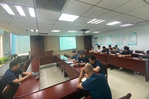 亚搏yabo(中国)装饰公司召开幕墙专项工程质量研讨会 亚搏yabo(中国)装饰公司召开幕墙专项工程质量研讨会