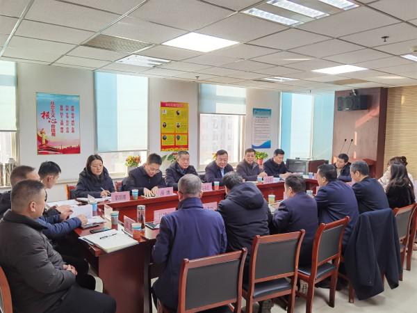 省直工会主任吴嘉龙一行到亚搏yabo(中国)装饰公司调研座谈并对工会工作进行指导 省直工会主任吴嘉龙一行到亚搏yabo(中国)装饰公司调研座谈并对工会工作进行指导