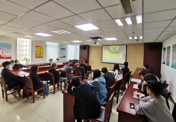 亚搏yabo(中国)装饰公司组织收看《平“语”近人-习近平喜欢的典故》国家安全主题节目 亚搏yabo(中国)装饰公司组织收看《平“语”近人-习近平喜欢的典故》国家安全主题节目