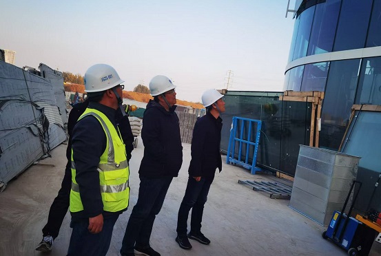 开云(中国)装饰公司领导深入河北燕达陆道培医院二标段精装项目调研指导