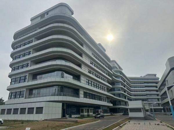 鹿泉通信技术创新中心项目