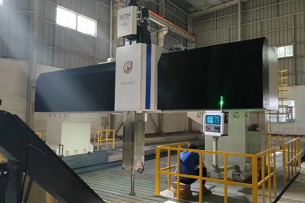 大型数控加工設備